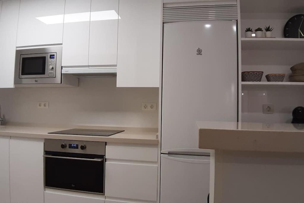 Nuevo-Luminoso Y Moderno. Parking Gratis!! Apartamento Sevilha Exterior foto